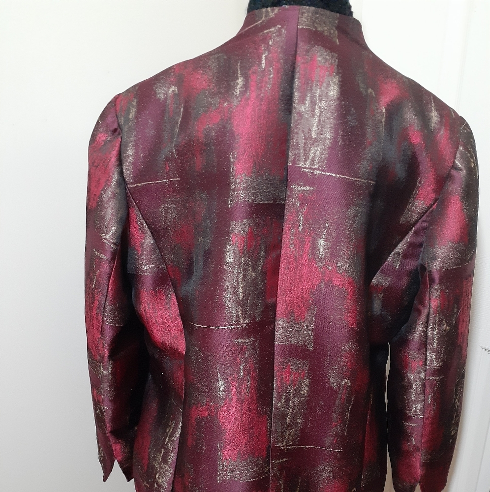 Blazer - Picture 3 of 7